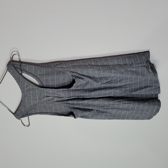 LULULEMON size 4 striped gray athletic tank top - Picture 4 of 6